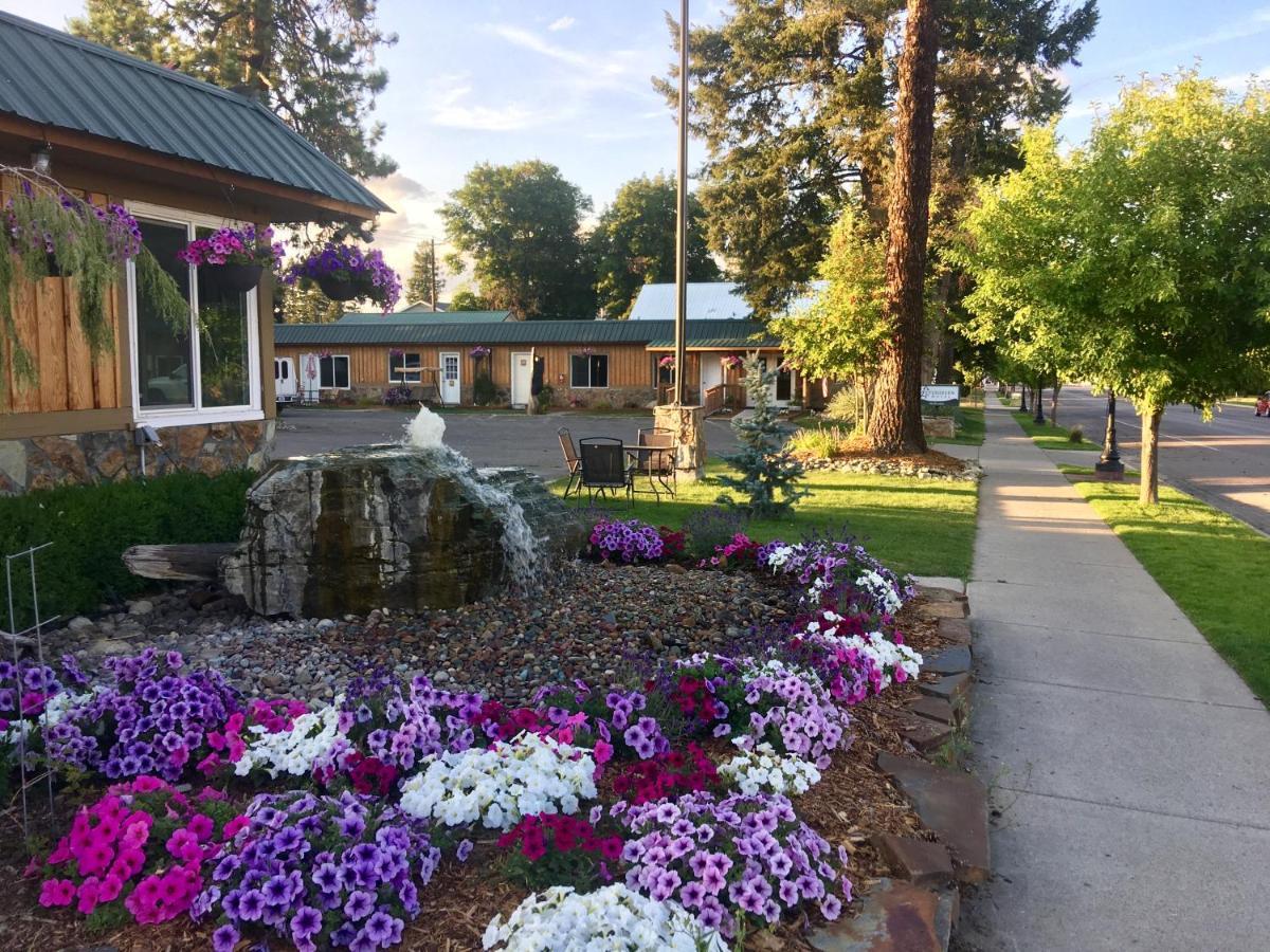Evergreen Motel Libby Exterior photo