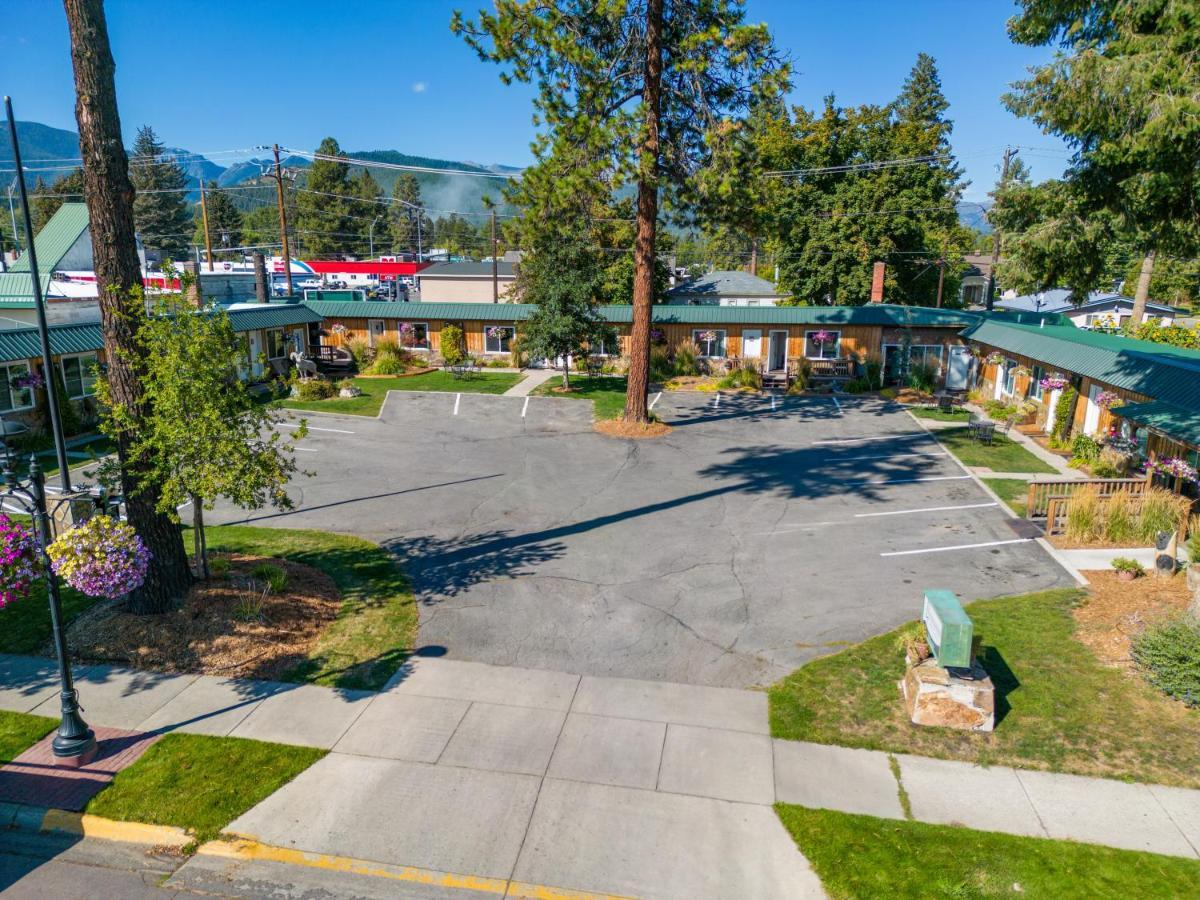 Evergreen Motel Libby Exterior photo